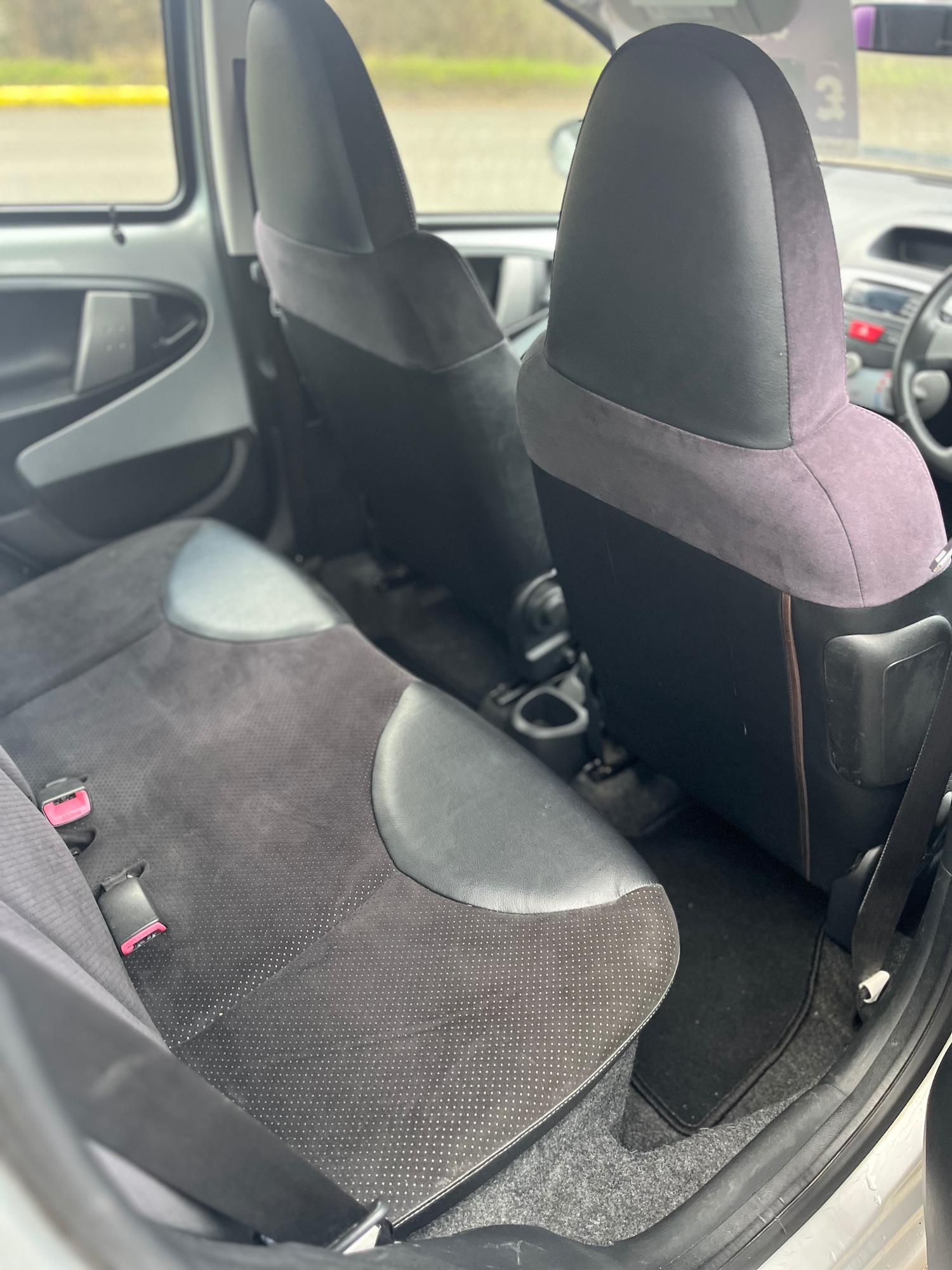 Used Toyota AYGO 2012 for sale - 76807091: Photo 8