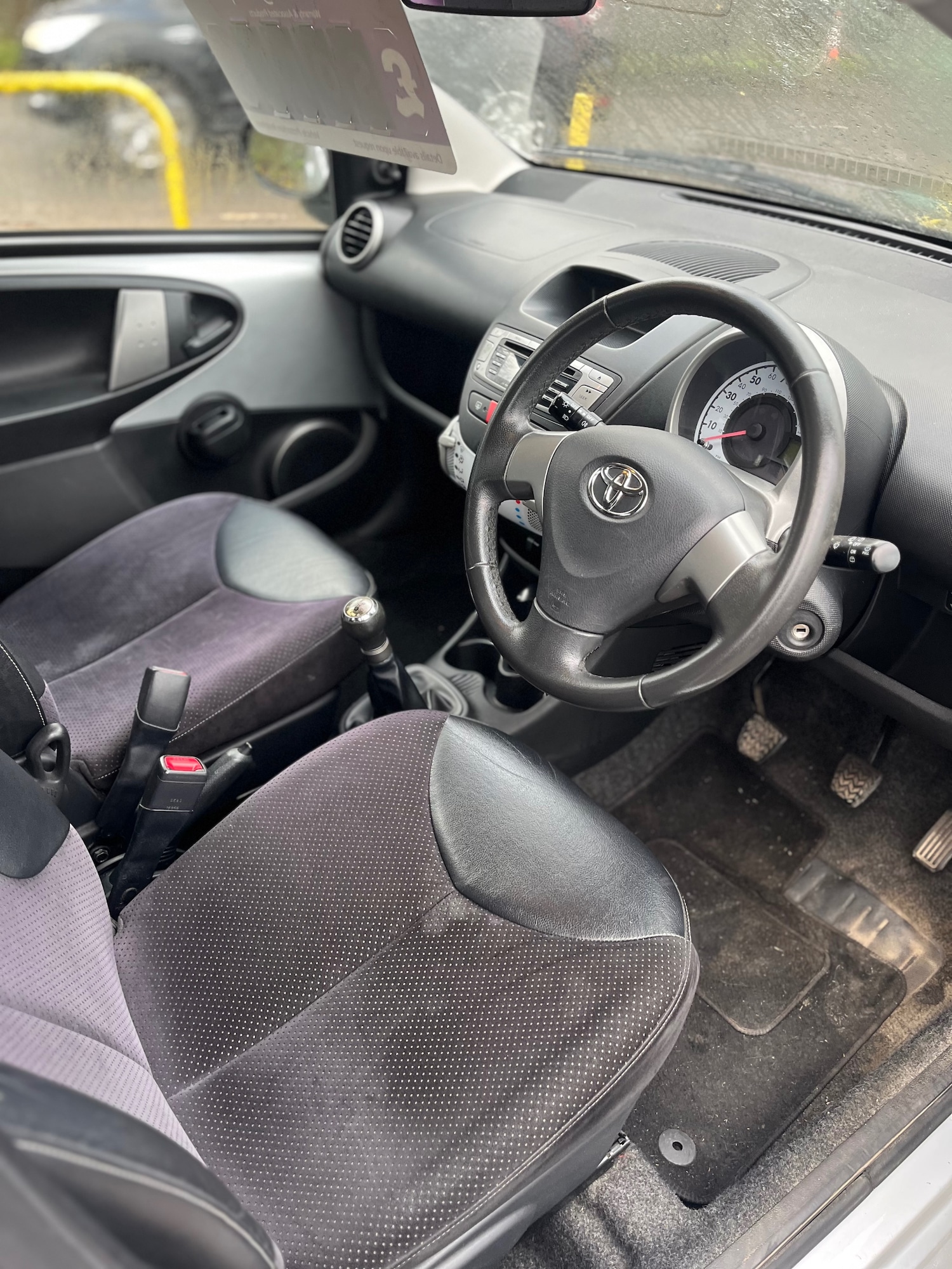 Used Toyota AYGO 2012 for sale - 76807091: Photo 9