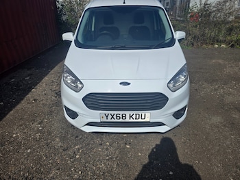 Used Ford Transit Courier 2018 for sale - 78223353: Photo