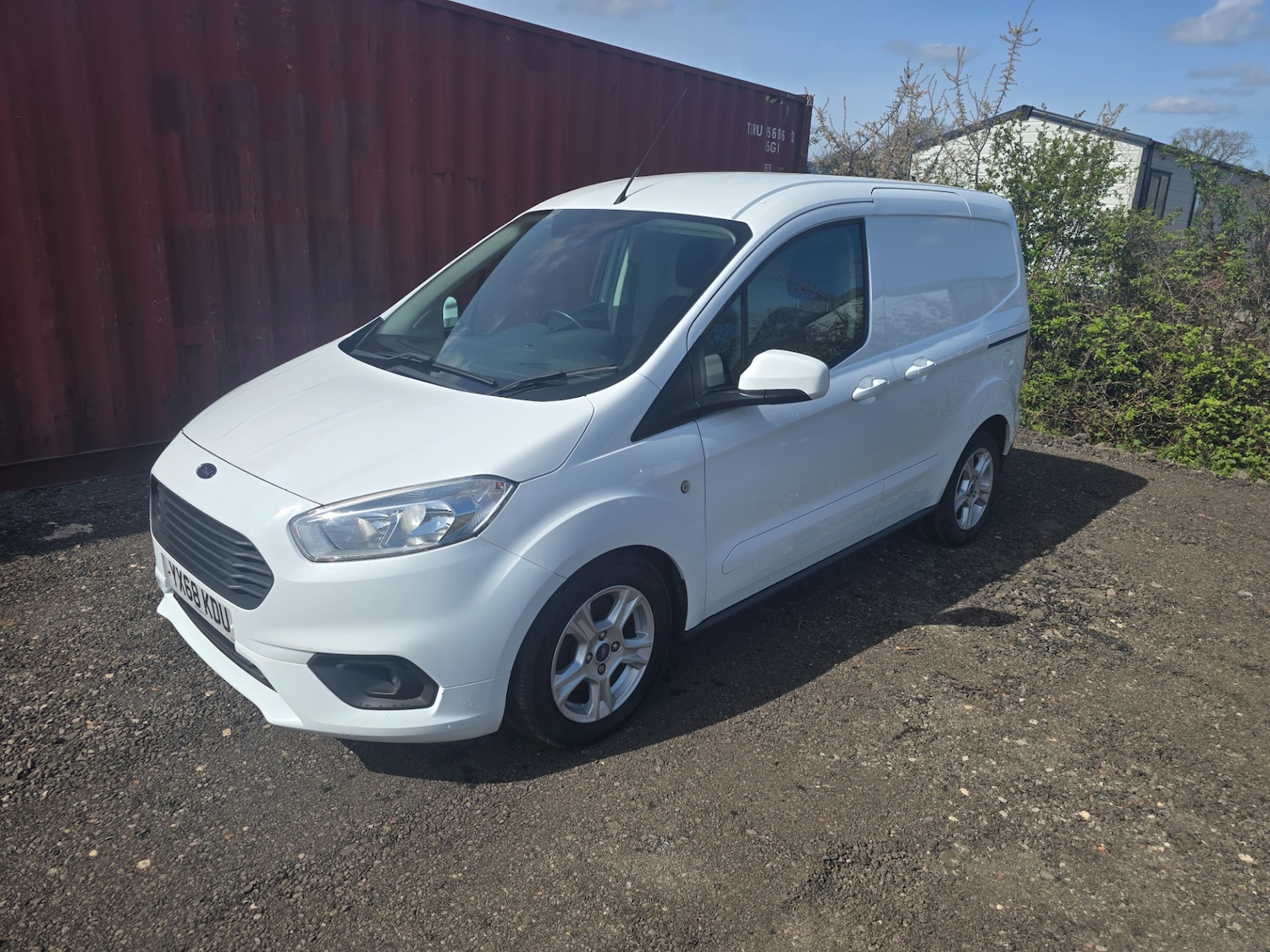Used Ford Transit Courier 2018 for sale - 78223353: Photo 2