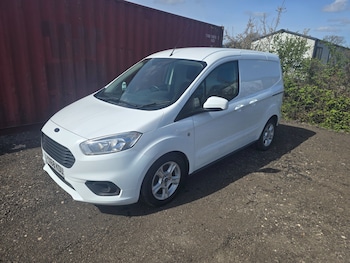 Used Ford Transit Courier 2018 for sale - 78223353: Photo