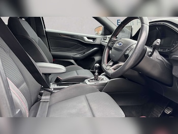 Used Ford Focus 2019 for sale - 79257413: Photo