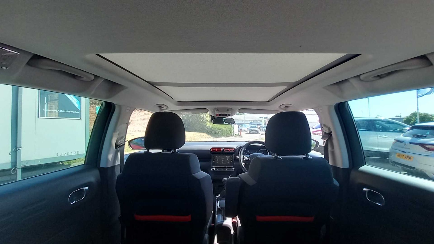 Used Citroen C3 Aircross 2017 for sale - 76421224: Photo 9