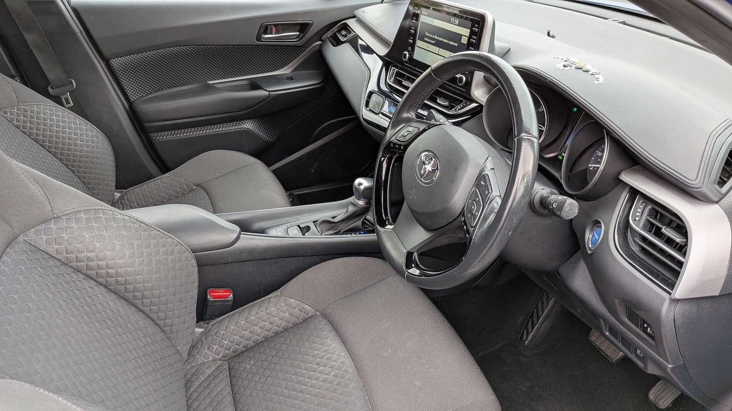 Used Toyota C-HR 2022 for sale - 77083006: Photo 11