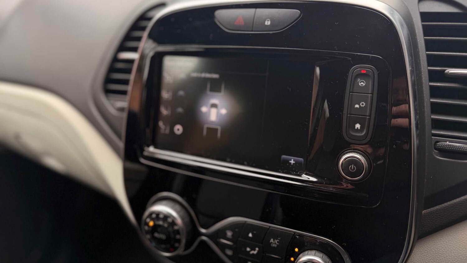 Used Renault Captur 2018 for sale - 77995754: Photo 16