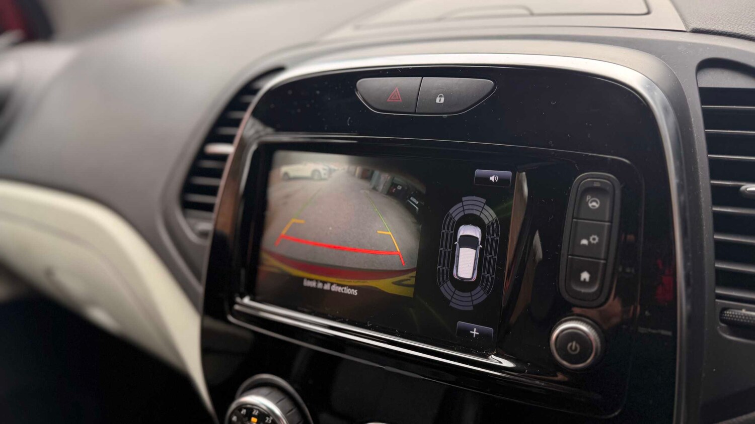 Used Renault Captur 2018 for sale - 77995754: Photo 19