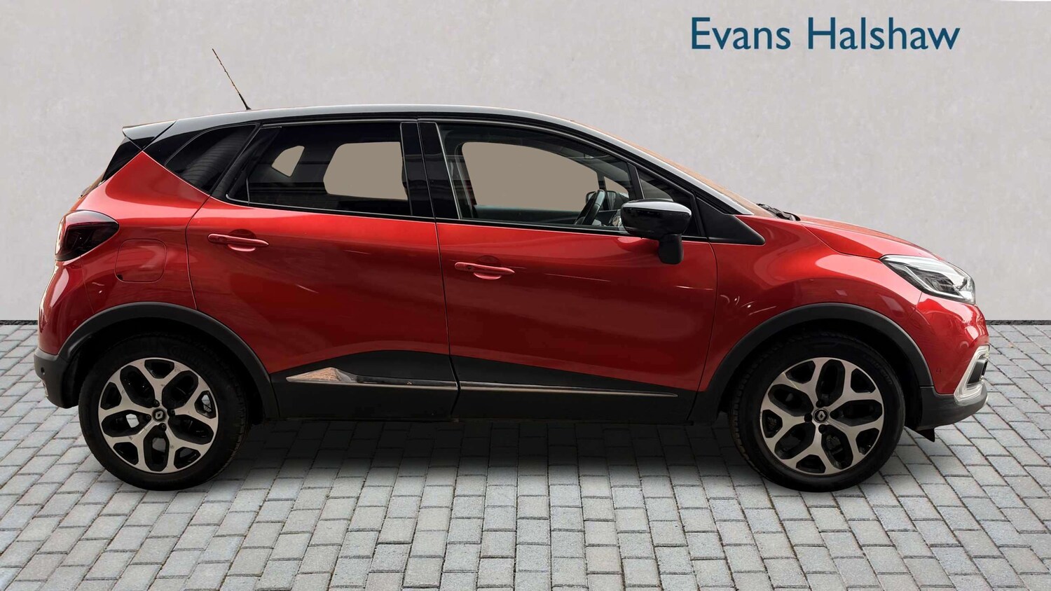 Used Renault Captur 2018 for sale - 77995754: Photo 6