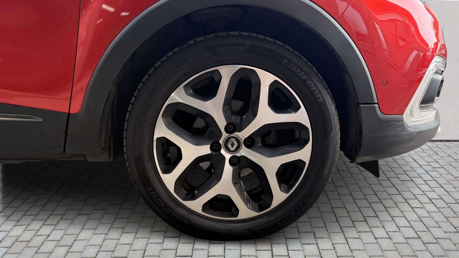 Used Renault Captur 2018 for sale - 77995754: Photo 7