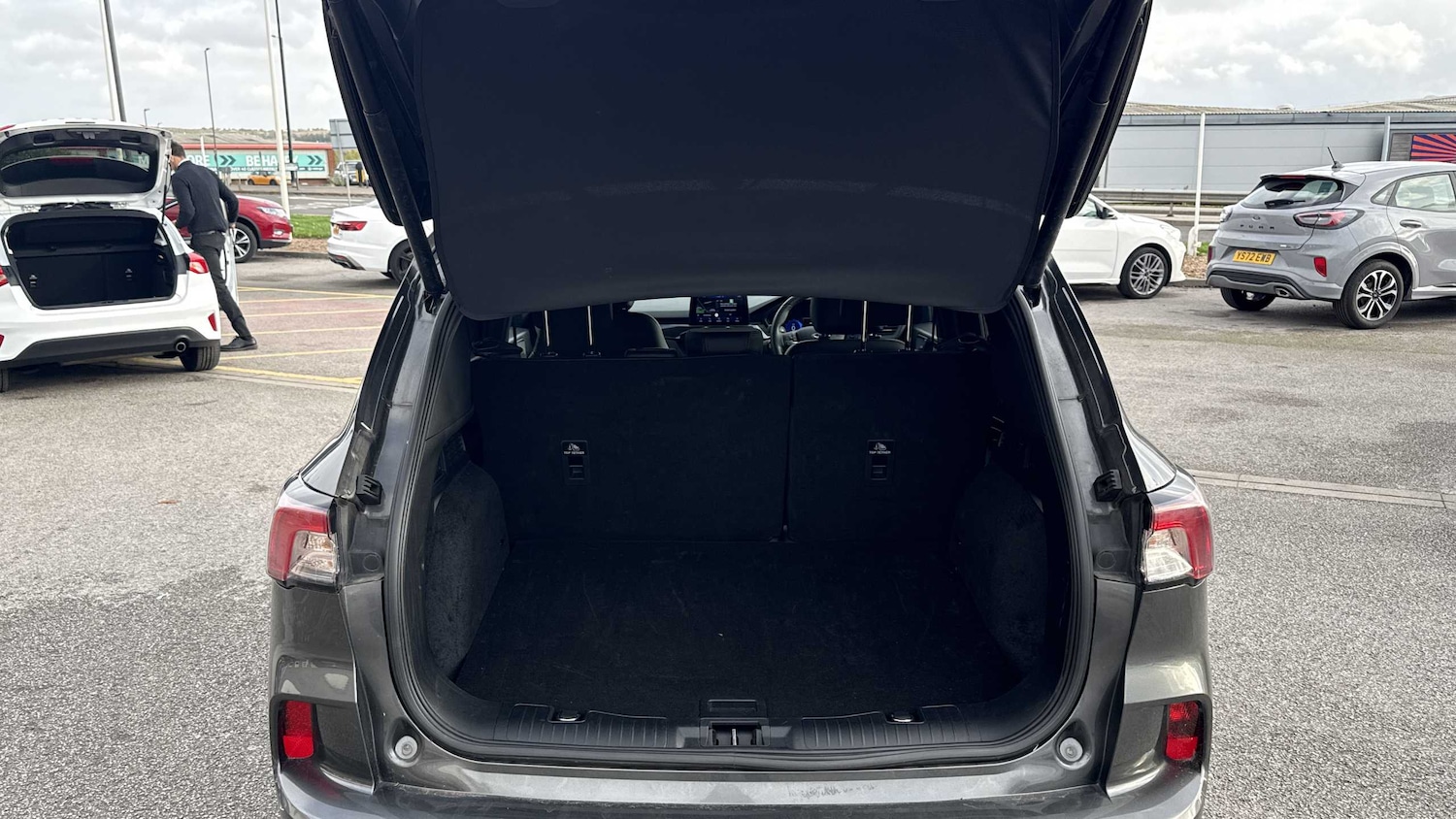 Used Ford Kuga 2023 for sale - 76401383: Photo 7