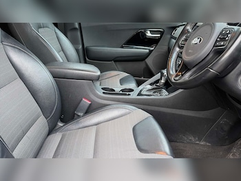 Used Kia Niro 2018 for sale - 77158449: Photo