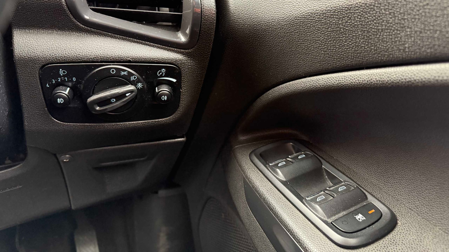 Used Ford Ecosport for sale - 78104711: Photo 10