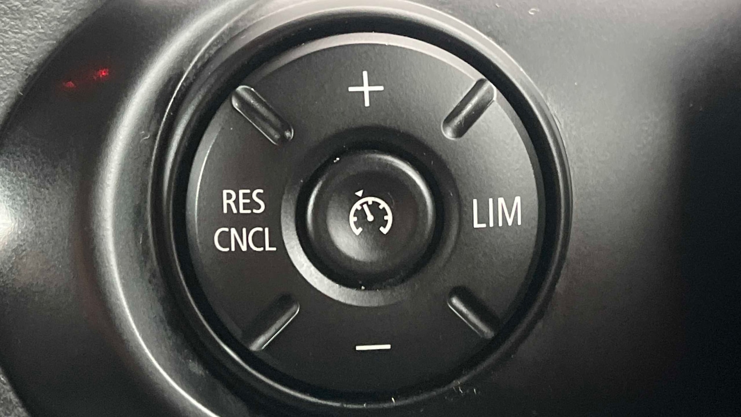 Used MINI Clubman 2019 for sale - 76718276: Photo 16