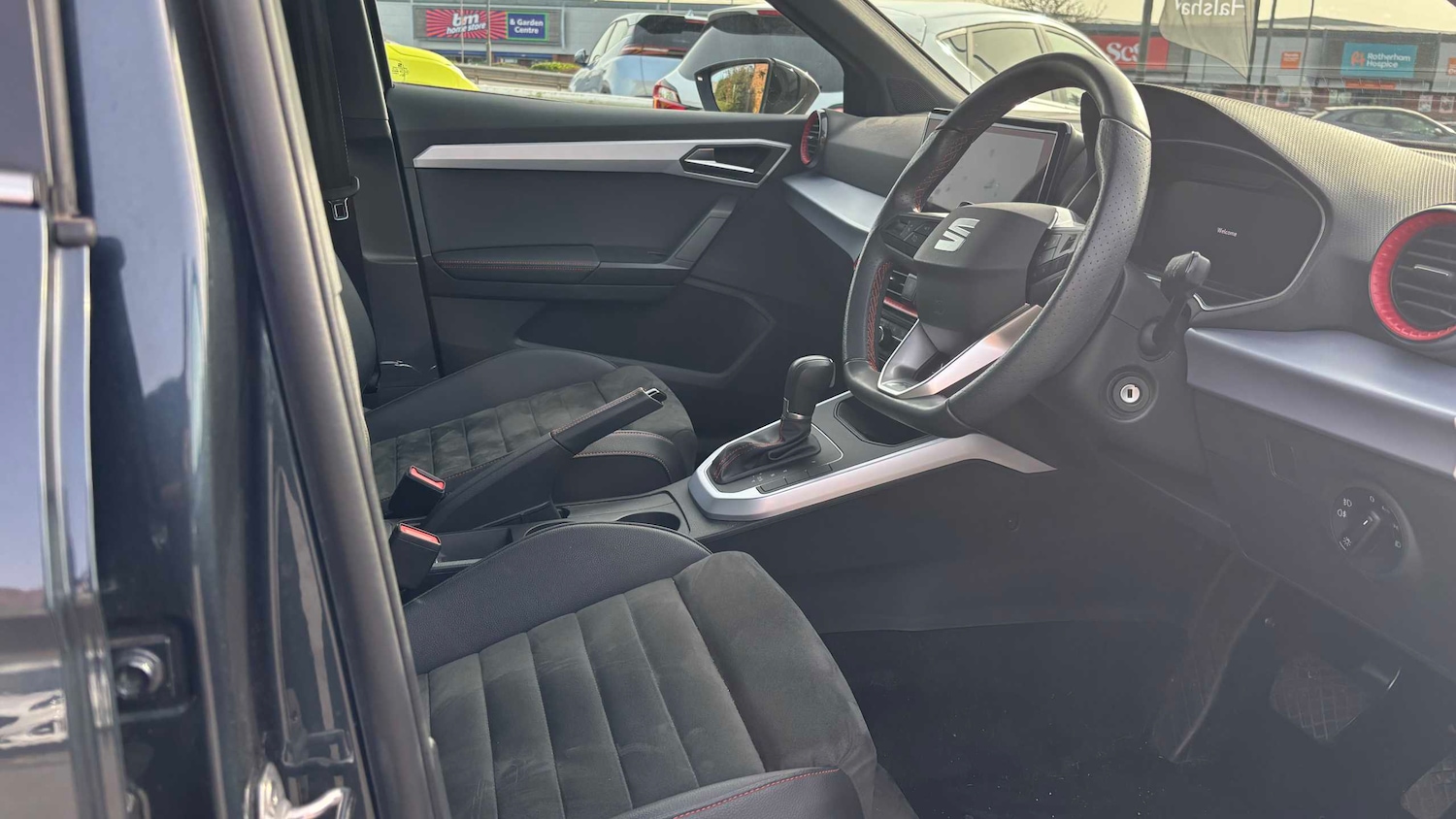 Used SEAT Arona 2023 for sale - 77589189: Photo 3