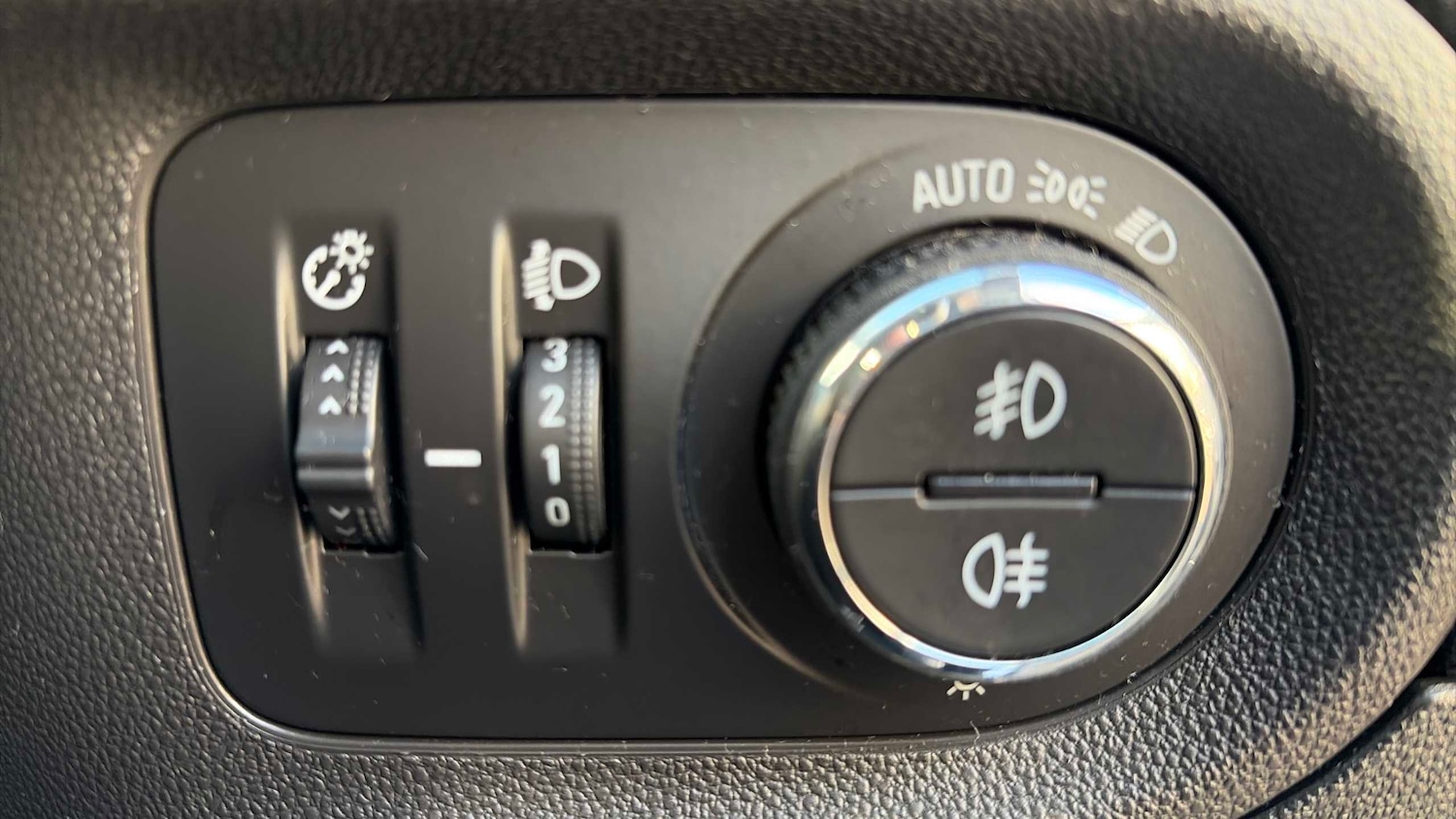 Used Vauxhall Grandland X 2018 for sale - 77348175: Photo 12