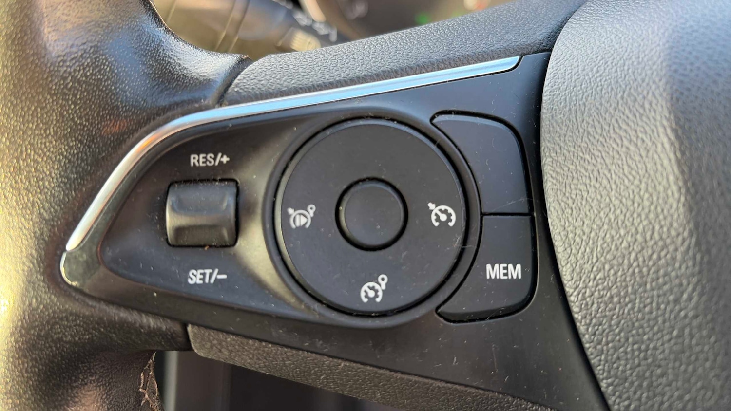 Used Vauxhall Grandland X 2018 for sale - 77348175: Photo 13