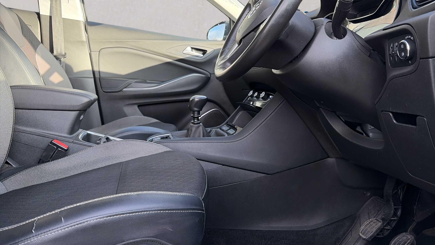 Used Vauxhall Grandland X 2018 for sale - 77348175: Photo 3