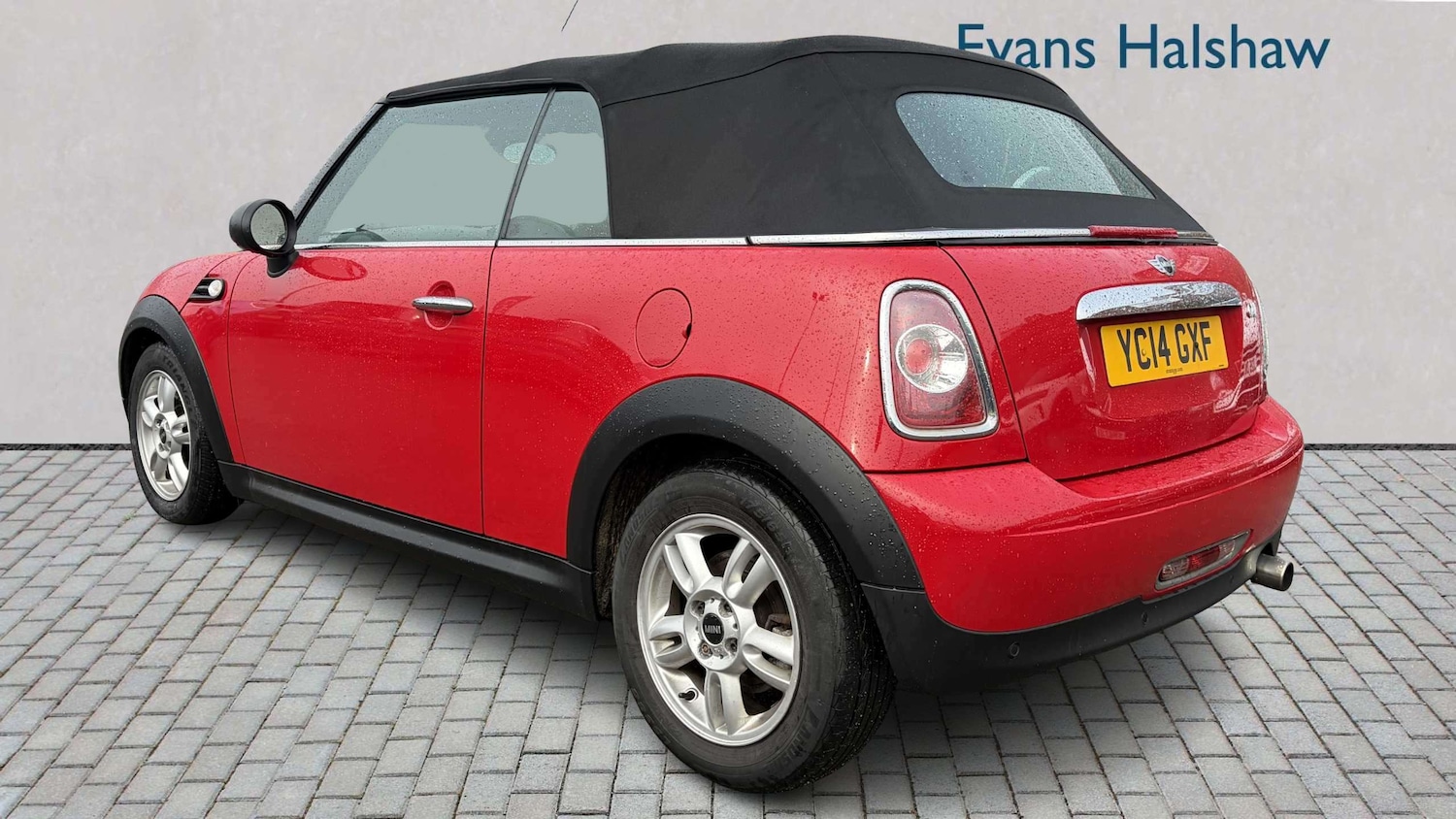 Used MINI Convertible 2014 for sale - 77698973: Photo 2
