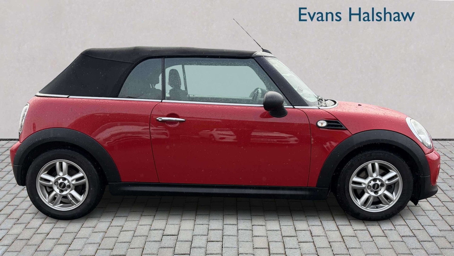Used MINI Convertible 2014 for sale - 77698973: Photo 5