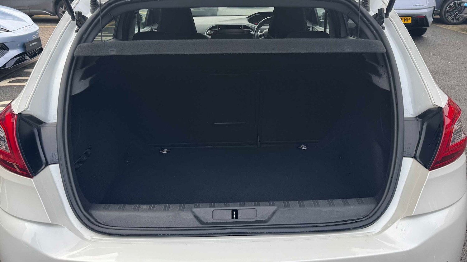 Used Peugeot 308 2020 for sale - 76978870: Photo 11