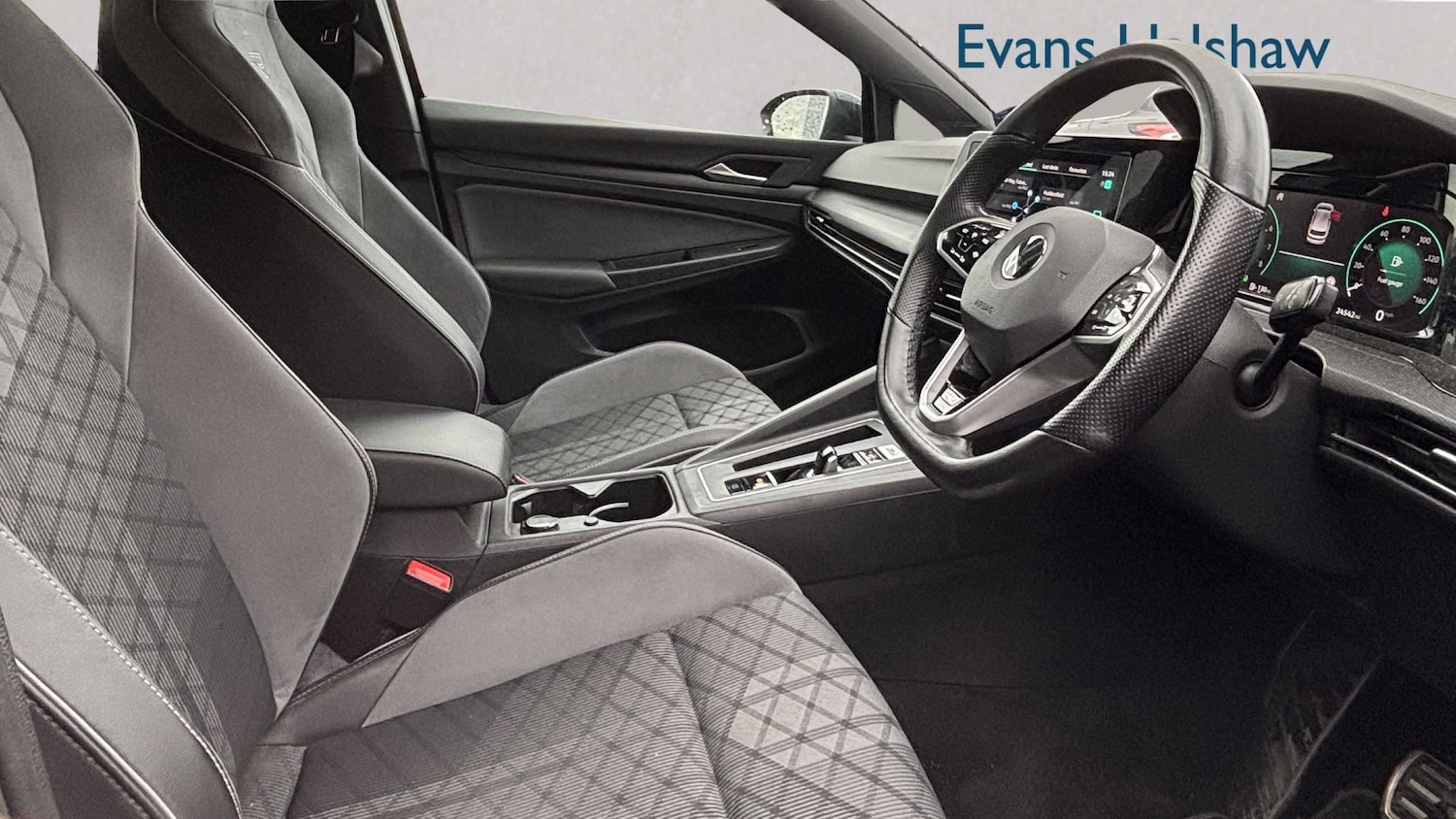 Used Volkswagen Golf 2021 for sale - 78104761: Photo 3