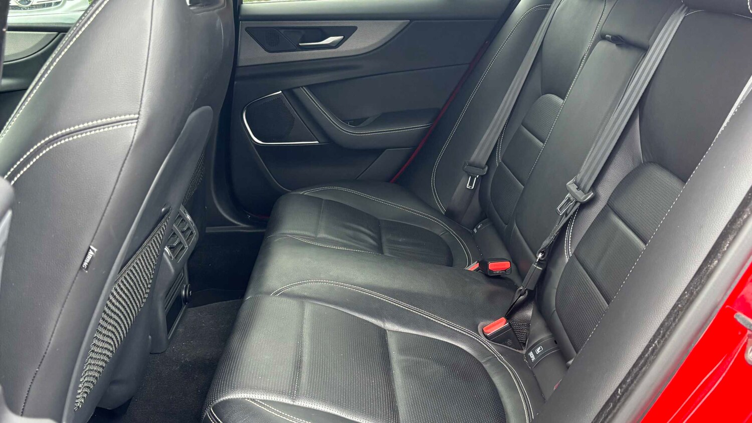 Used Jaguar XE 2019 for sale - 77333934: Photo 10