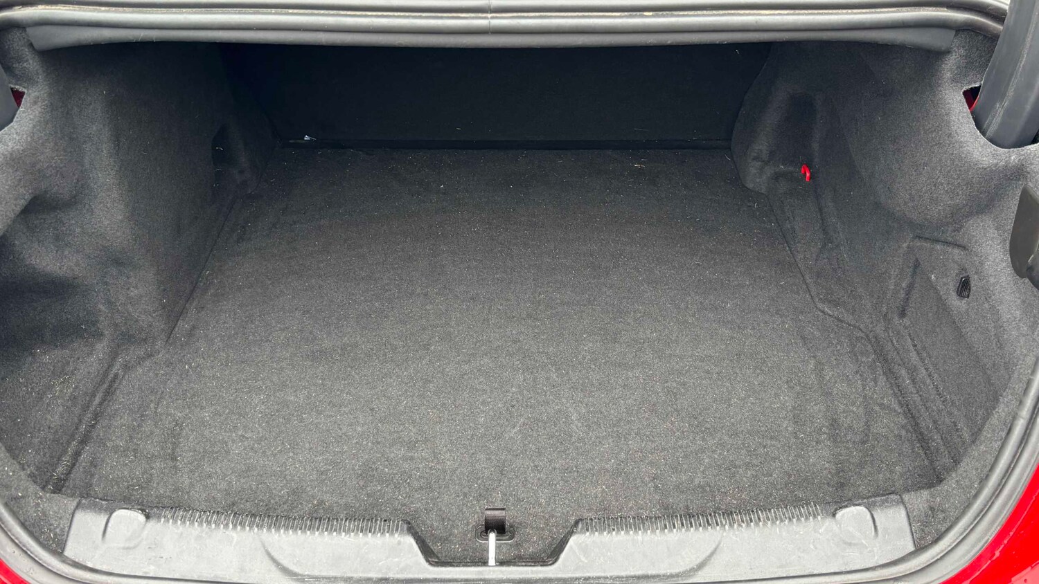 Used Jaguar XE 2019 for sale - 77333934: Photo 11