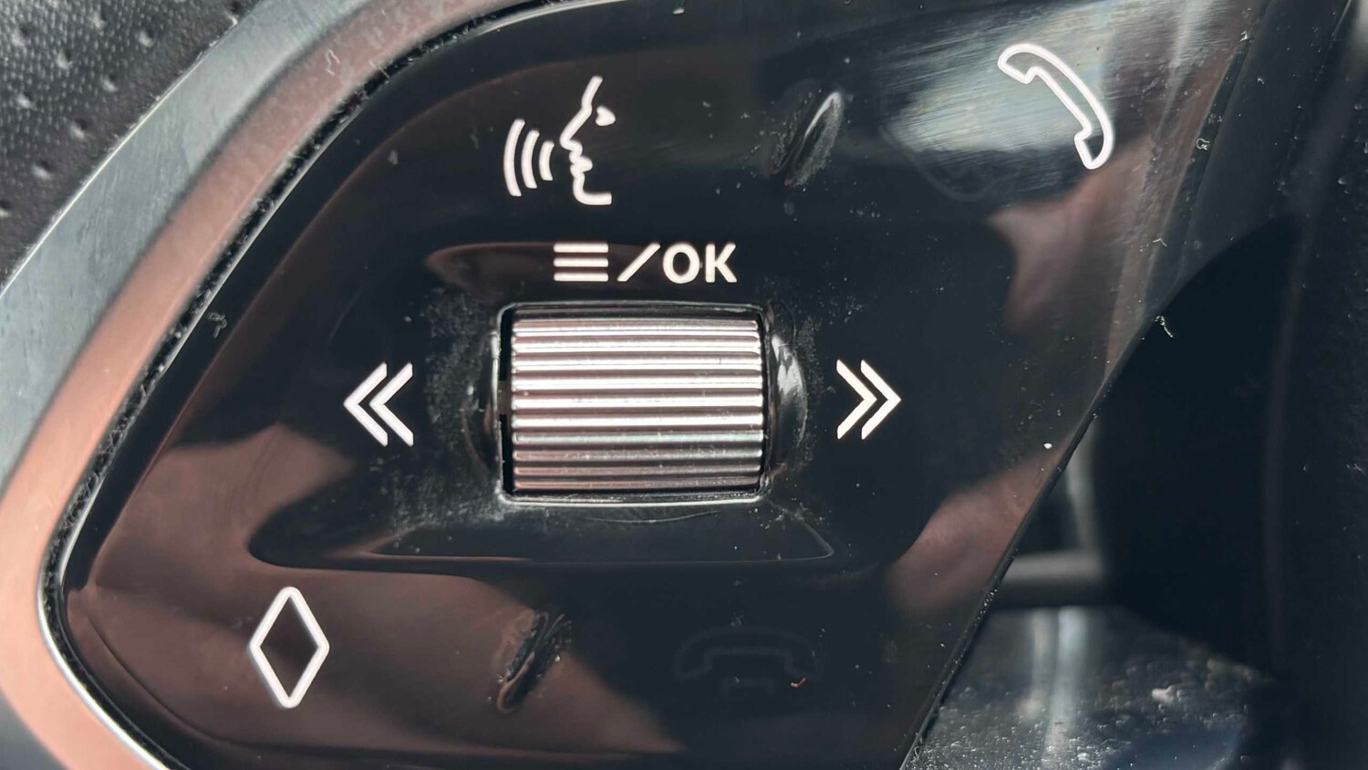 Used Jaguar XE 2019 for sale - 77333934: Photo 15