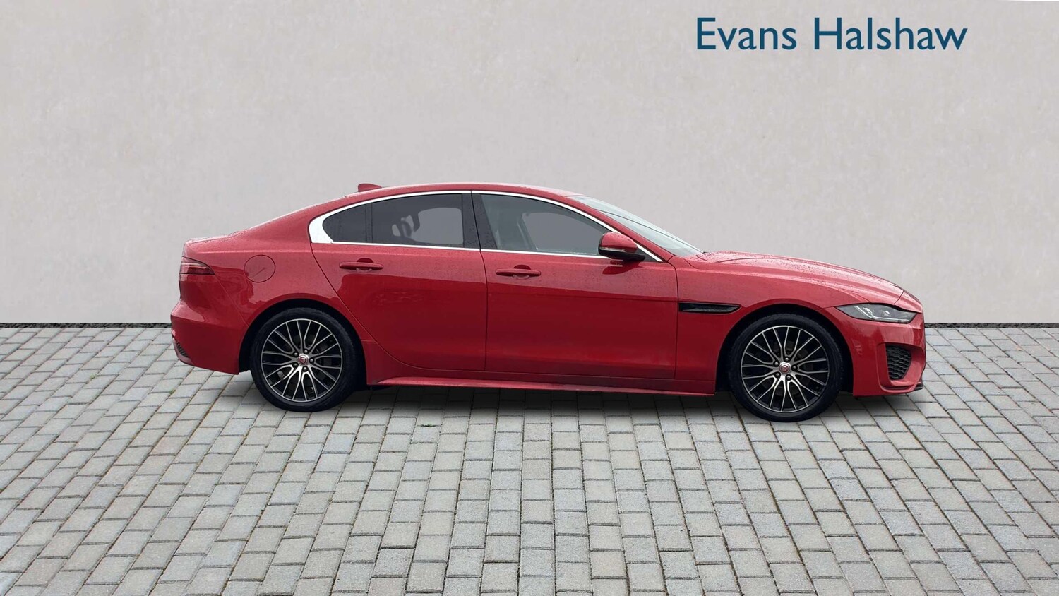 Used Jaguar XE 2019 for sale - 77333934: Photo 6