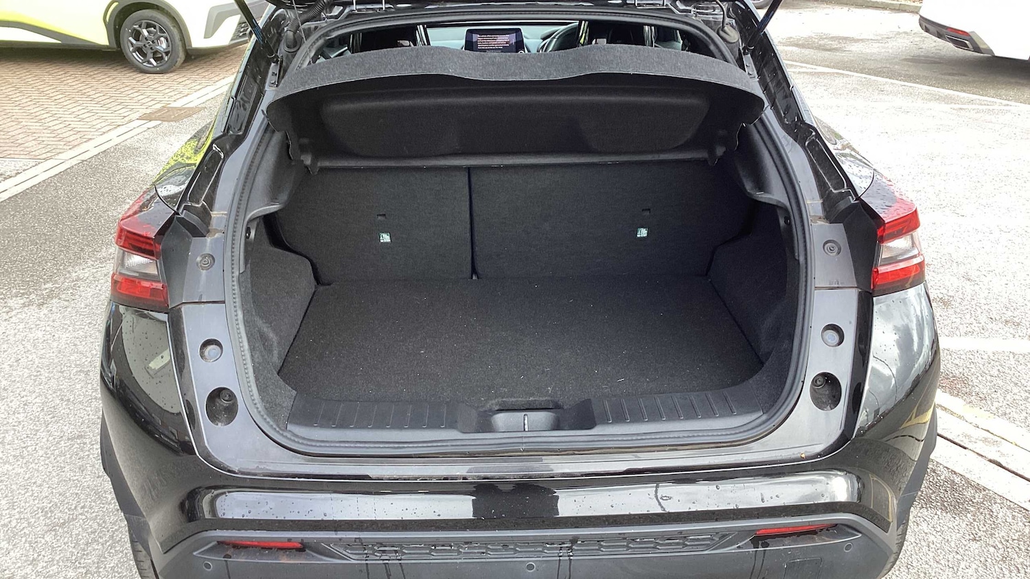 Used Nissan Juke 2022 for sale - 76401384: Photo 6