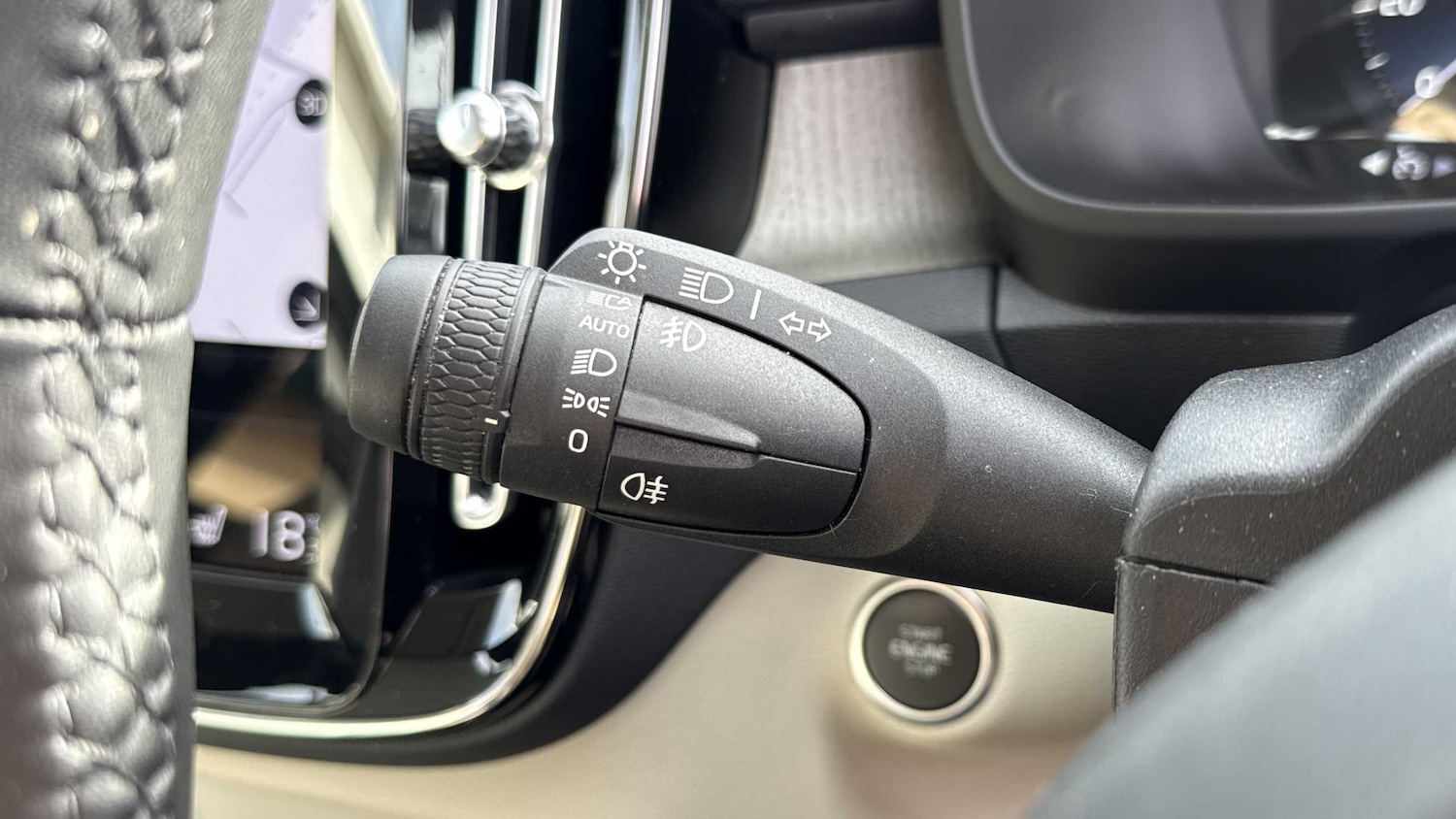 Used Volvo XC40 2022 for sale - 76401431: Photo 18