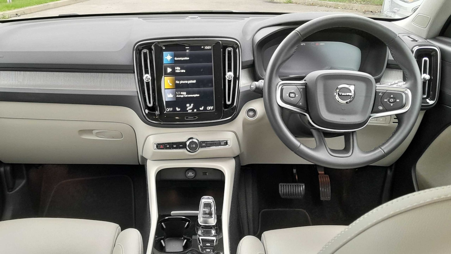 Used Volvo XC40 2022 for sale - 76401431: Photo 8