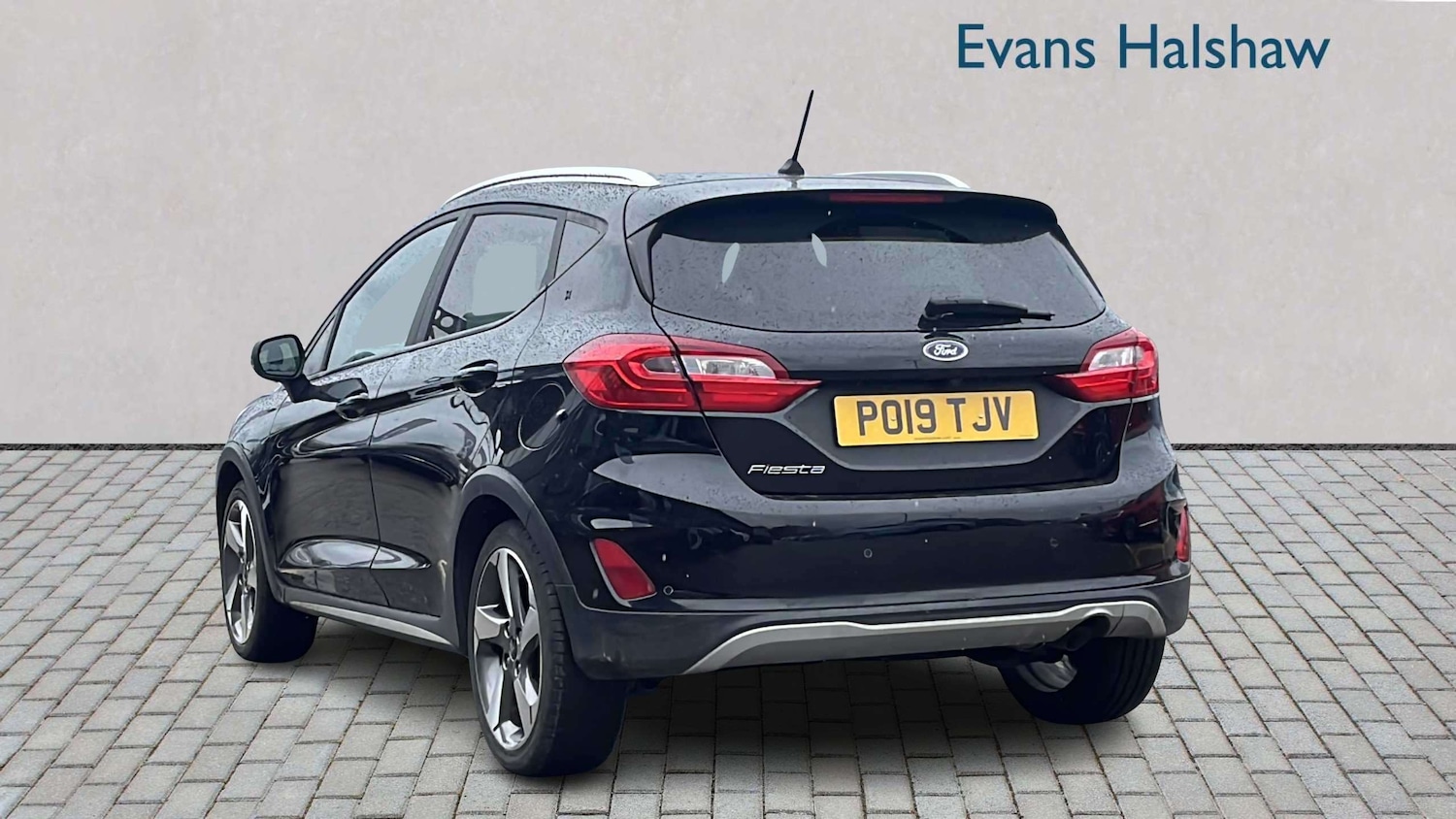 Used Ford Fiesta 2019 for sale - 77686672: Photo 2