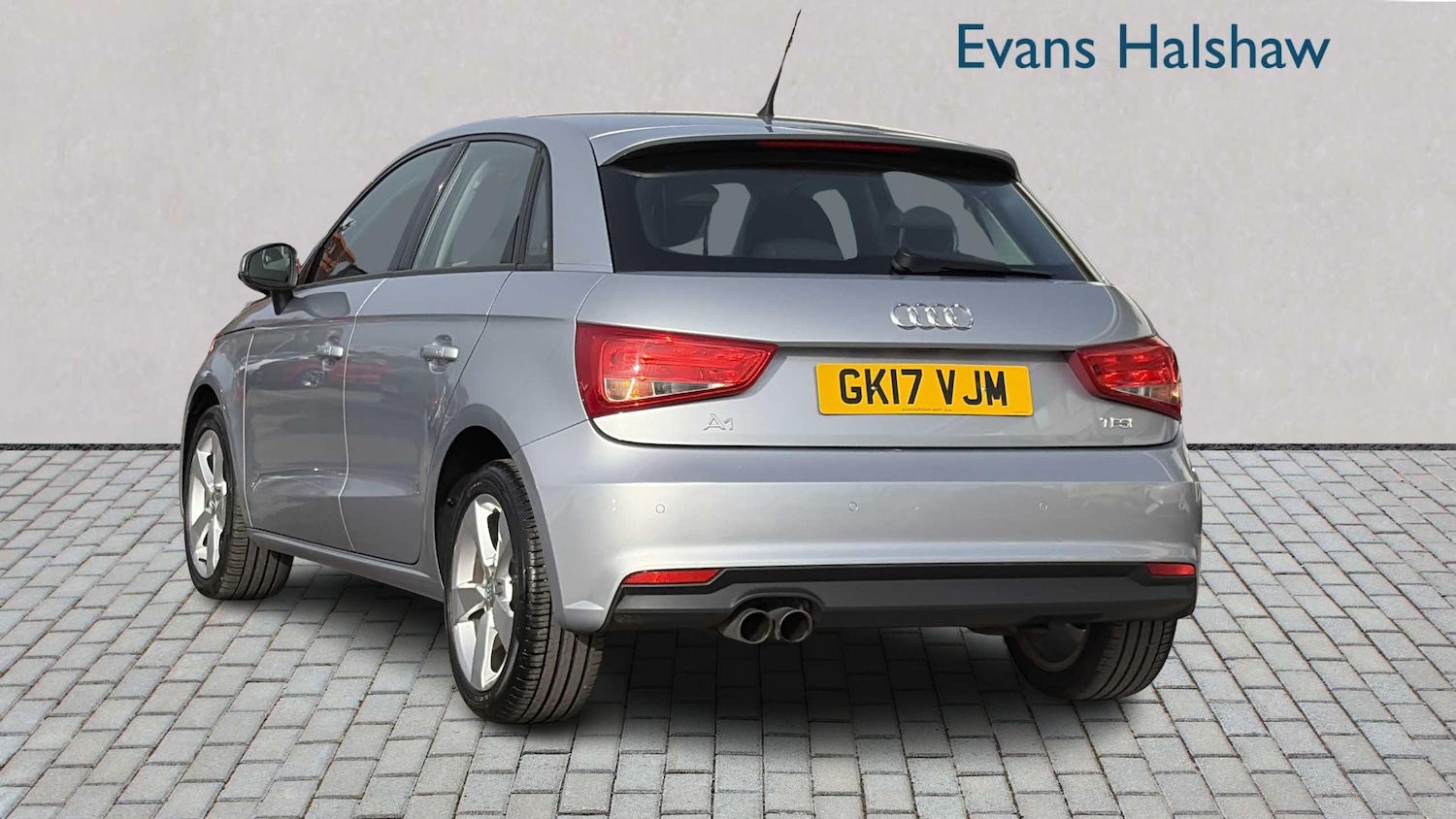 Used Audi A1 2017 for sale - 76421141: Photo 2