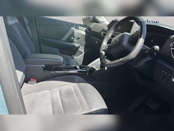 Used Citroen C4 2023 for sale - 78961002: Photo