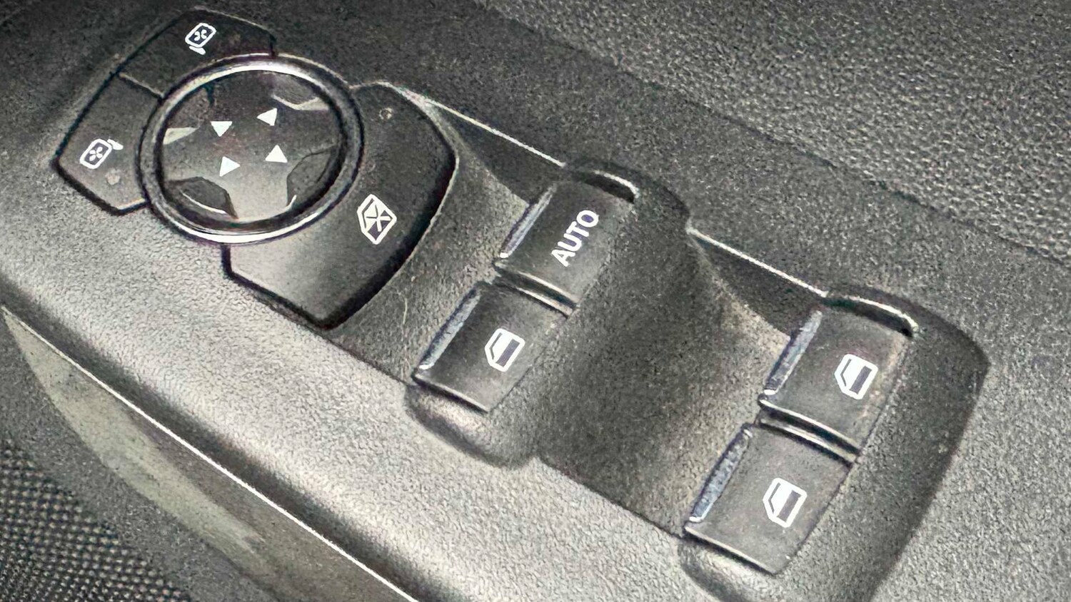 Used Ford Ecosport 2018 for sale - 76401286: Photo 21