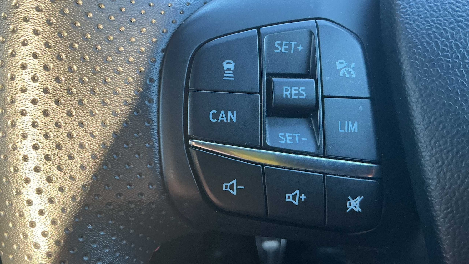 Used Ford Puma 2020 for sale - 77147346: Photo 17