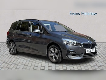 Used BMW 2 Series 2018 for sale - 79523878: Photo