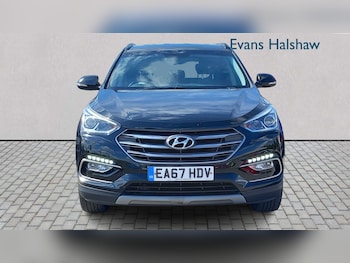 Used Hyundai Santa Fe 2017 for sale - 75930967: Photo