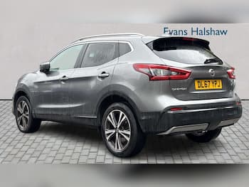Used Nissan Qashqai 2017 for sale - 79660392: Photo