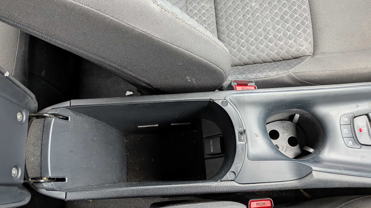 Used Toyota C-HR 2022 for sale - 77294125: Photo 25