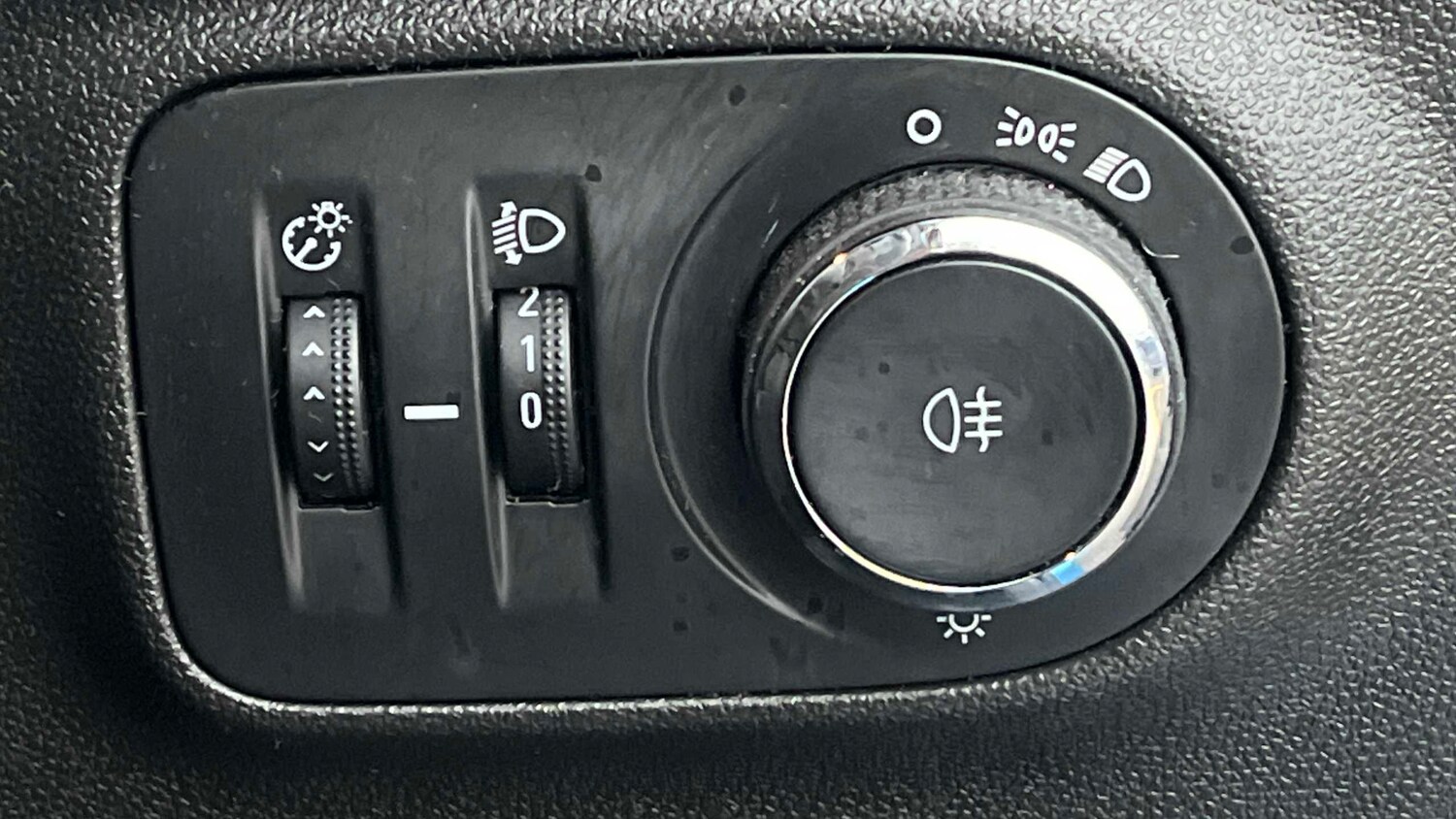 Used Vauxhall ADAM for sale - 77414522: Photo 16