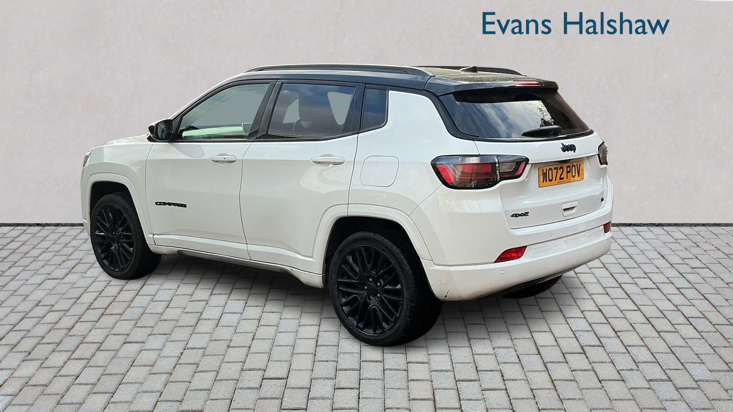 Used Jeep Compass 2023 for sale - 76401411: Photo 2