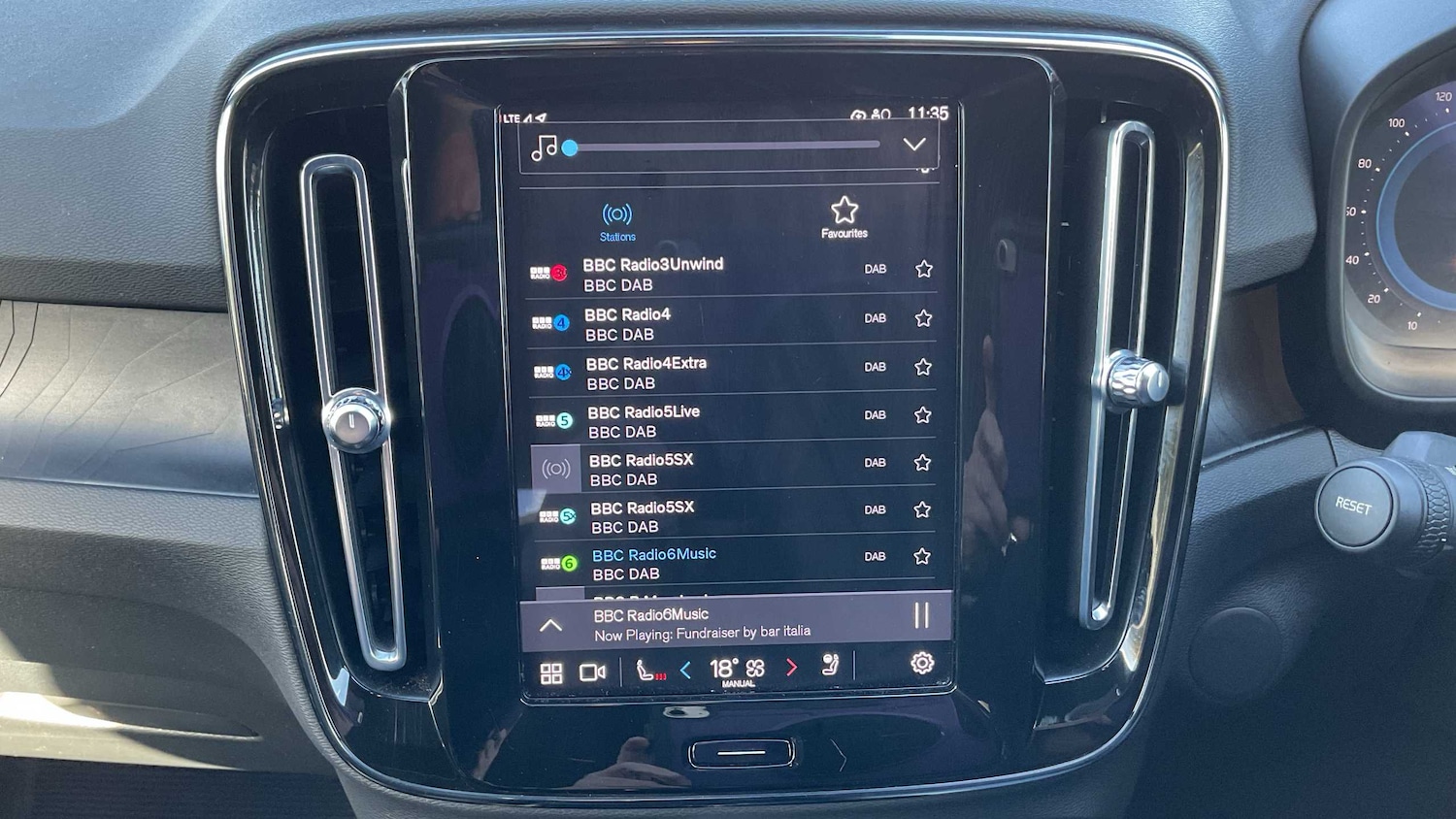 Used Volvo XC40 2022 for sale - 76401296: Photo 18