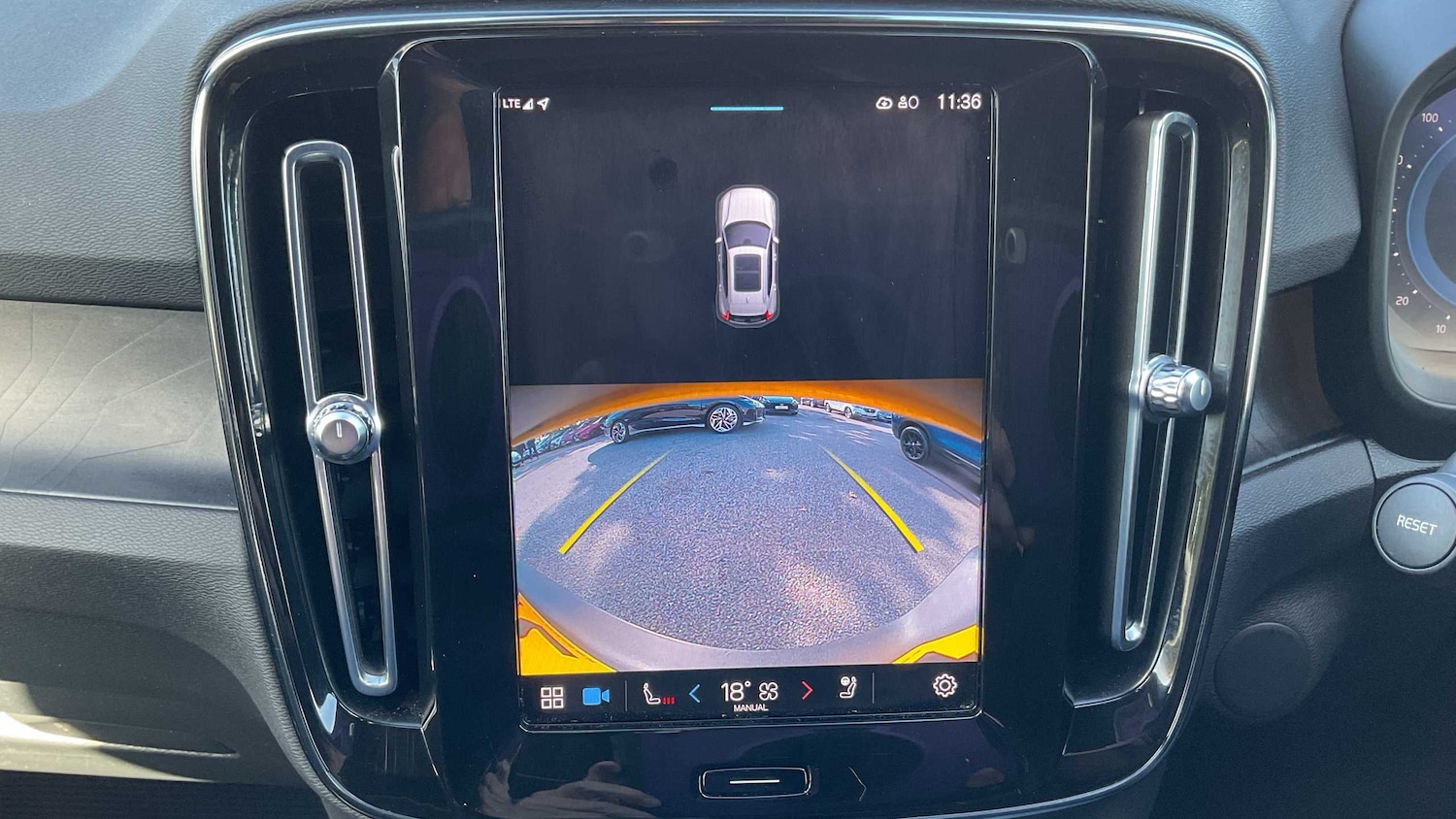 Used Volvo XC40 2022 for sale - 76401296: Photo 20