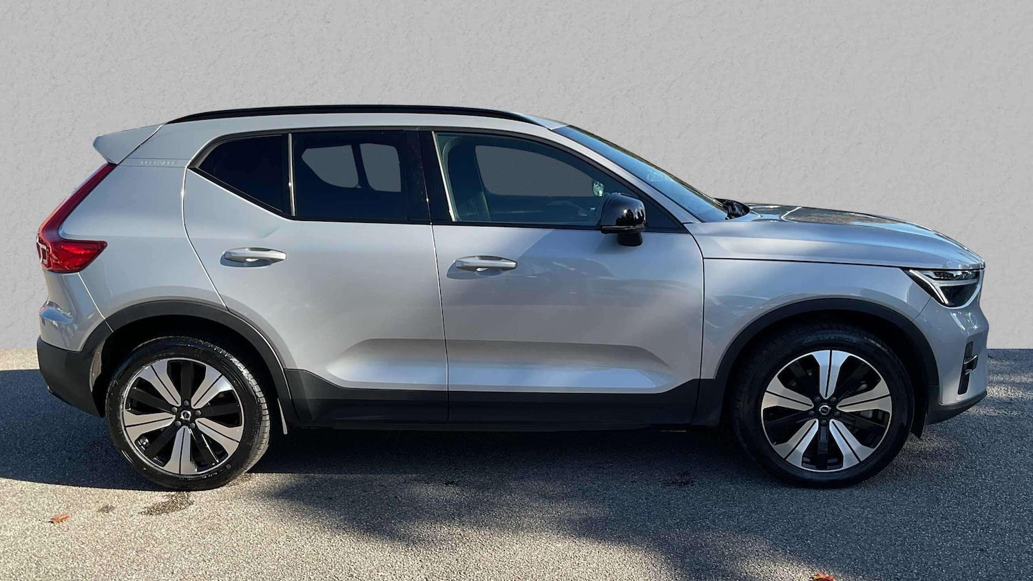 Used Volvo XC40 2022 for sale - 76401296: Photo 3