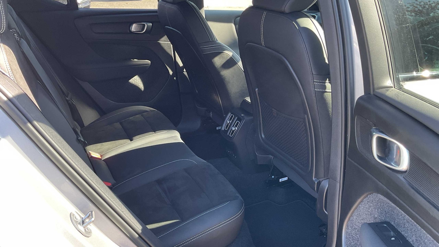 Used Volvo XC40 2022 for sale - 76401296: Photo 8