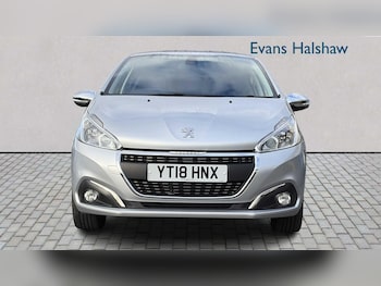 Used Peugeot 208 2018 for sale - 76576044: Photo