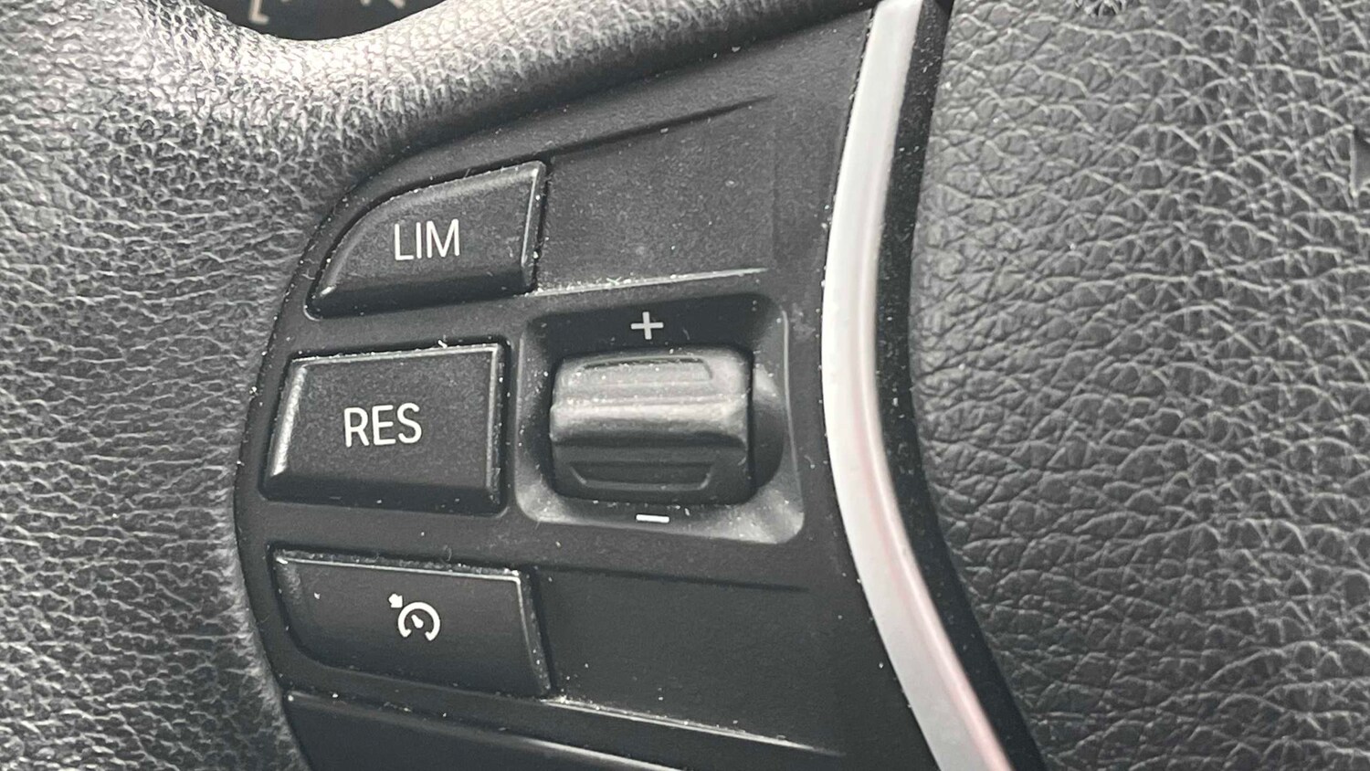 Used BMW 3 Series 2014 for sale - 78187970: Photo 17