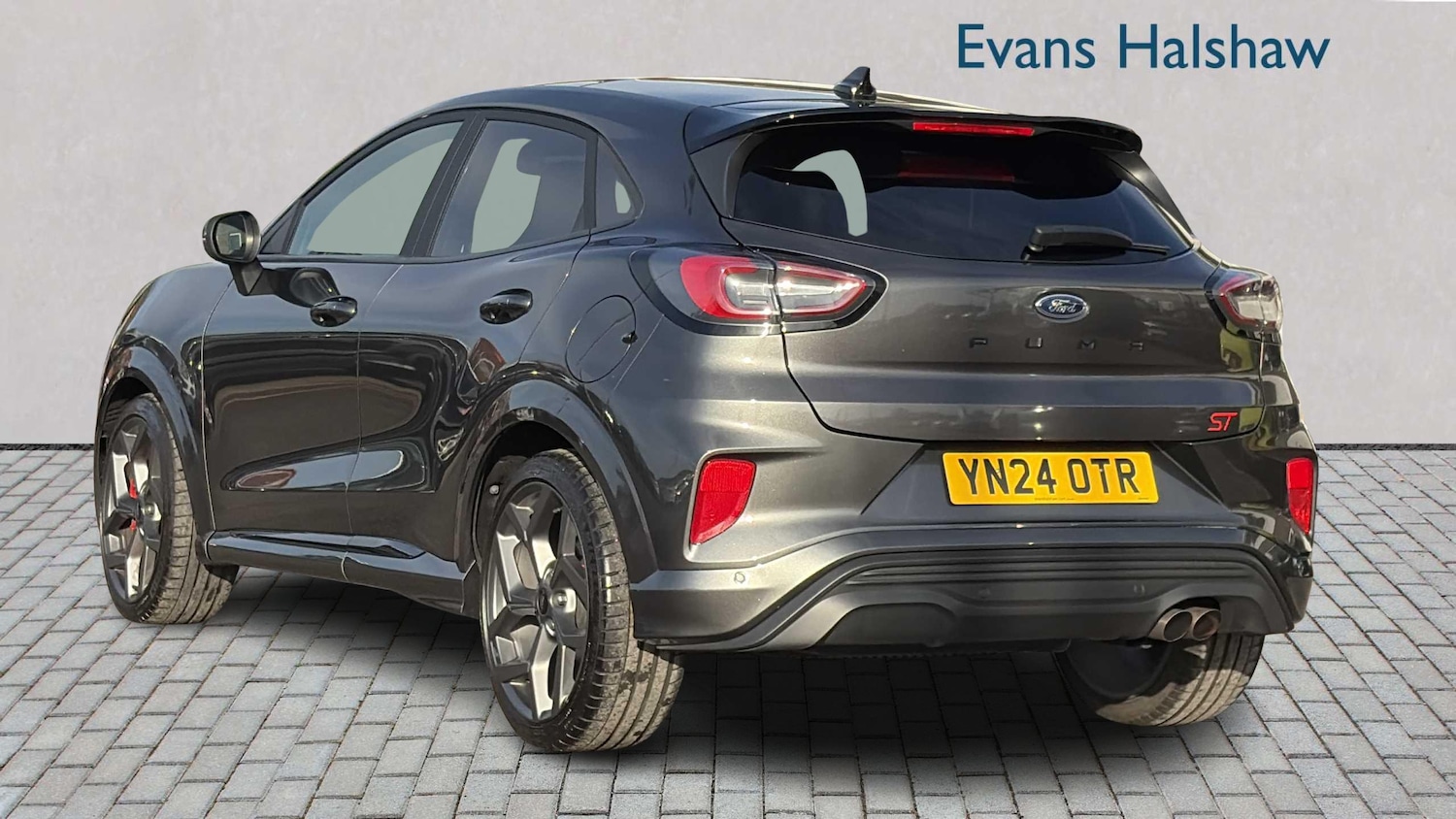 Used Ford Puma 2024 for sale - 76610632: Photo 2