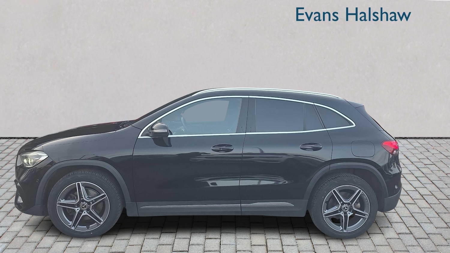 Used Mercedes-Benz GLA 2022 for sale - 77810812: Photo 8